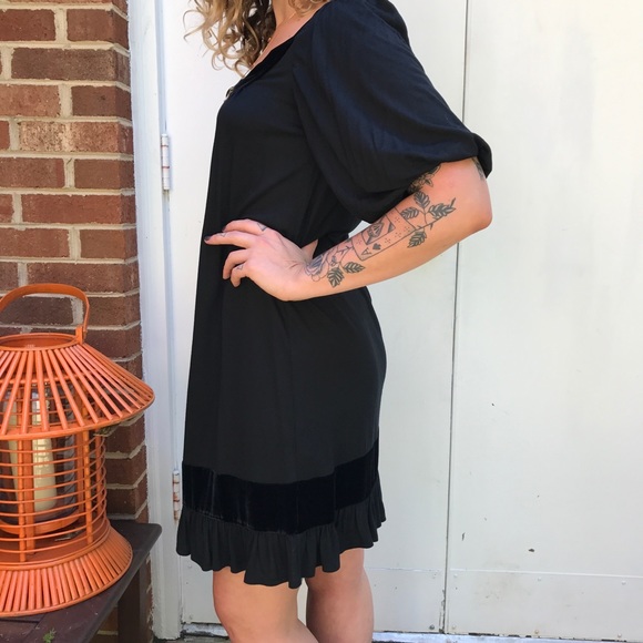 Dress - Picture 2 of 5